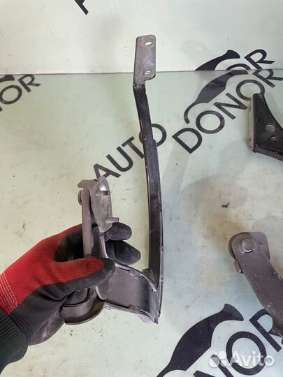 Петли багажника пара renault symbol