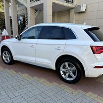 Audi Q5 2.0 AMT, 2018, 90 000 км, с пробегом, цена 3 485 000 руб.