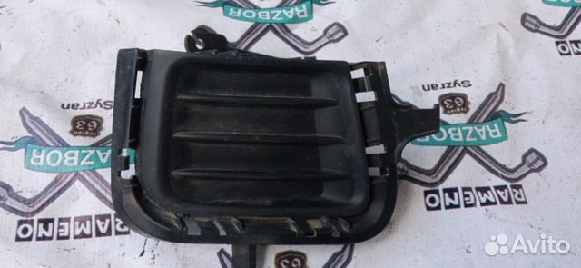 Заглушка противотуманной фары Toyota Aqua NHP10