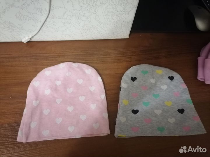 Шапочки для двойняшек