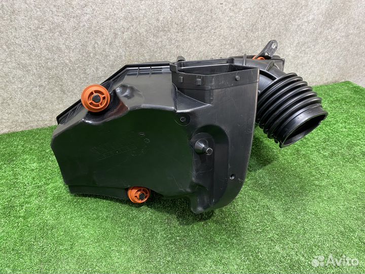 Корпус воздушного фильтра + резонатор BMW X3 G01