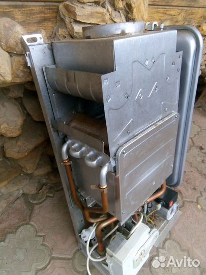 Газовый котел двухконтурный