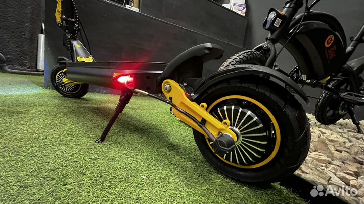 Электросамокат Kugoo LX9+