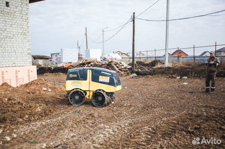 Прокат/аренда инструмента каток Bomag-1.6т вибрац