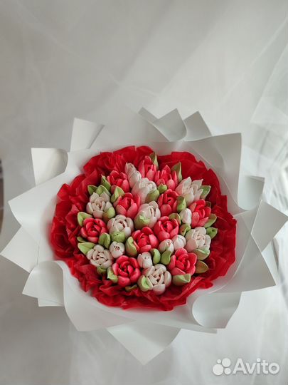 Букет из зефирных тюльпанов для учителя