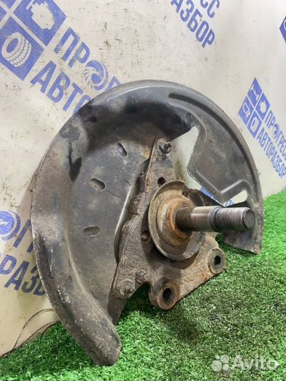 Цапфа задняя левая Renault Fluence седан 1.6 K4M