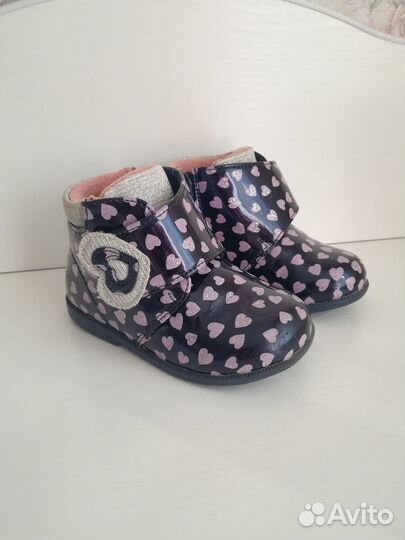 Ботинки для девочки