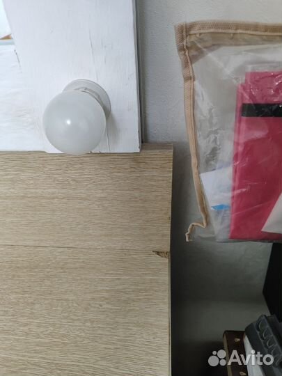 Туалетный столик. Очень вместительный