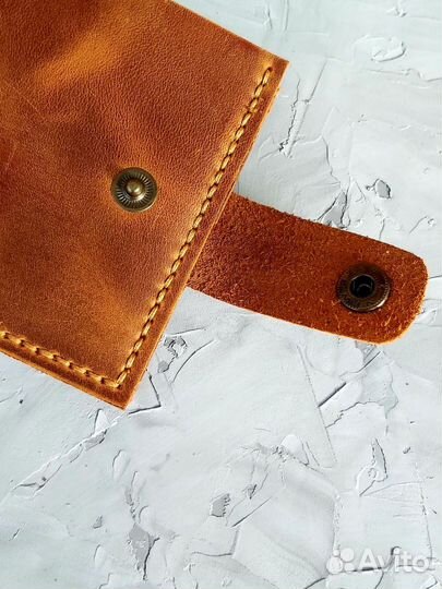 Кошелек мужской кожаный ручной работы цвет табак