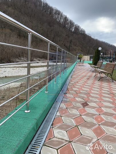 Перила, поручни, ограждения из нержавеющей стали