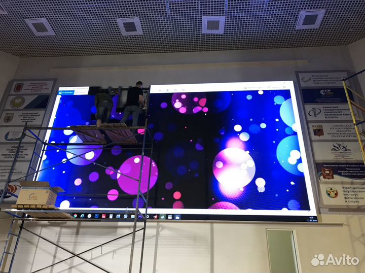 Телевизор 160 дюймов