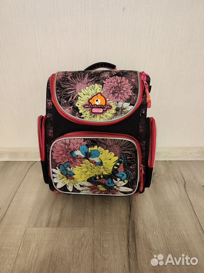 Школьный рюкзак