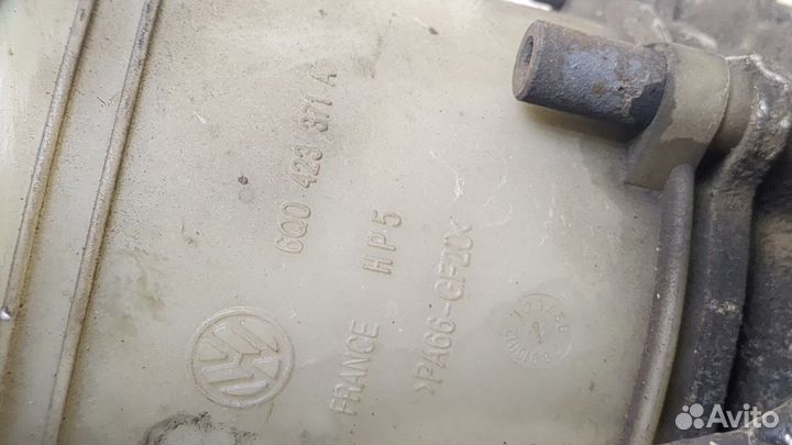 Насос усилителя руля Volkswagen Polo