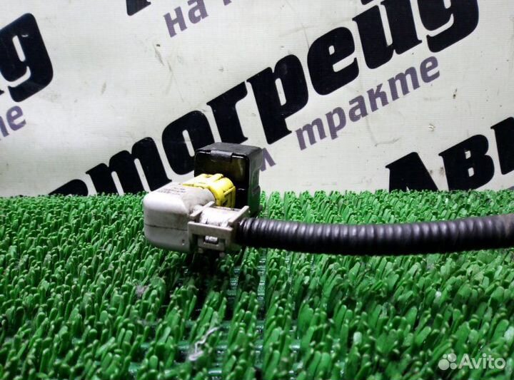 Датчик airbag передний правый Toyota Corona Premio