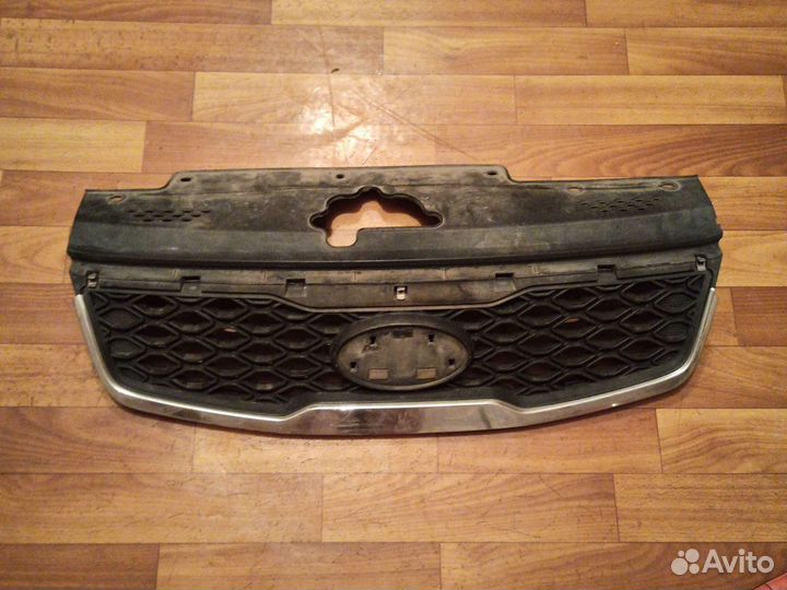 Решетка радиатора KIA RIO 2 Оригинал