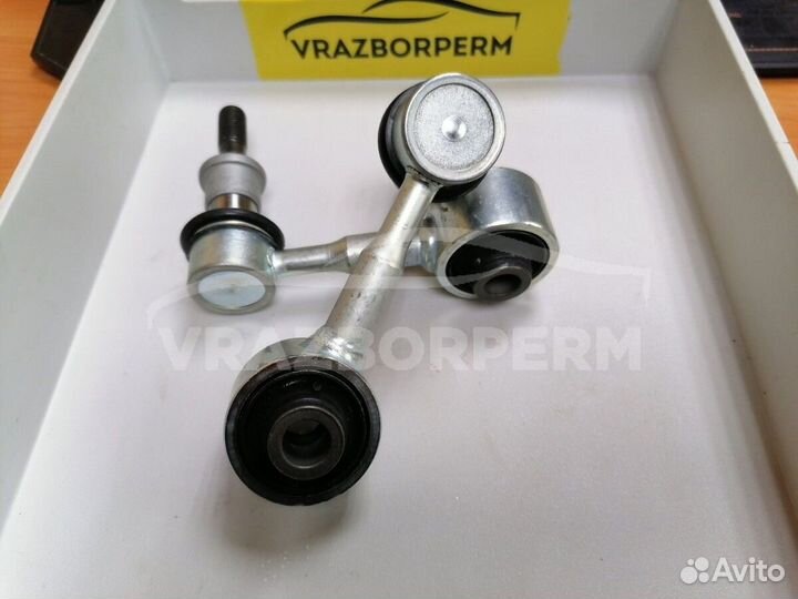 Стойка стабилизатора заднего Toyota Camry