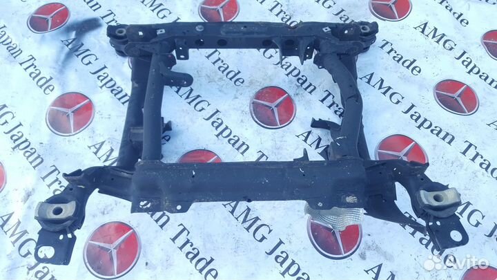 Подрамник передний Mercedes GL X164 ML W164