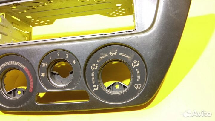 Рамка магнитолы для Mitsubishi Lancer 9