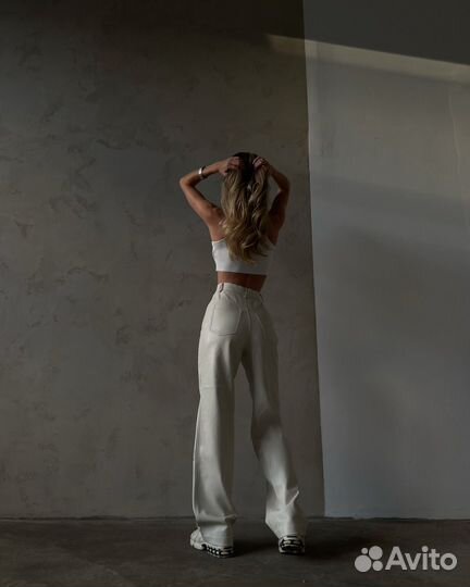 Брюки из экокожи Amour M