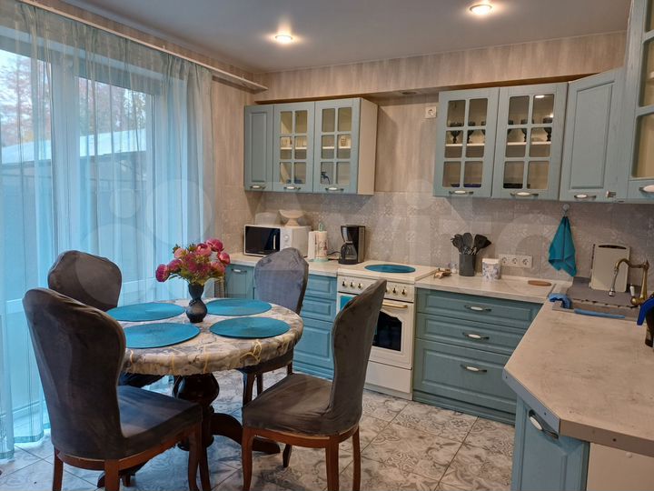 Таунхаус 110 м² на участке 1 сот.