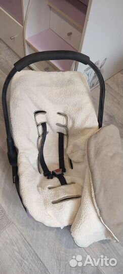 Детское автокресло, теплый чехол, подарки