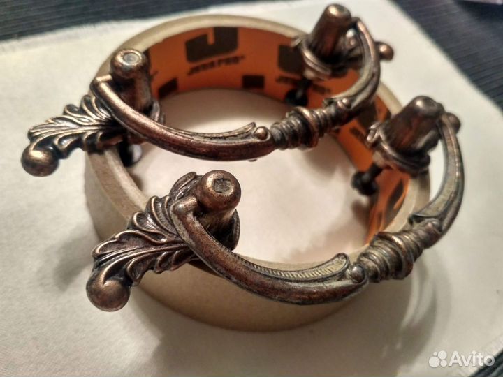 Старинные советские откидные мебельные ручки