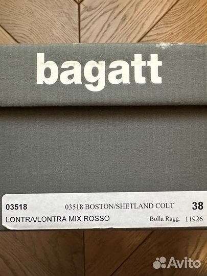 Ботинки женские на каблуке