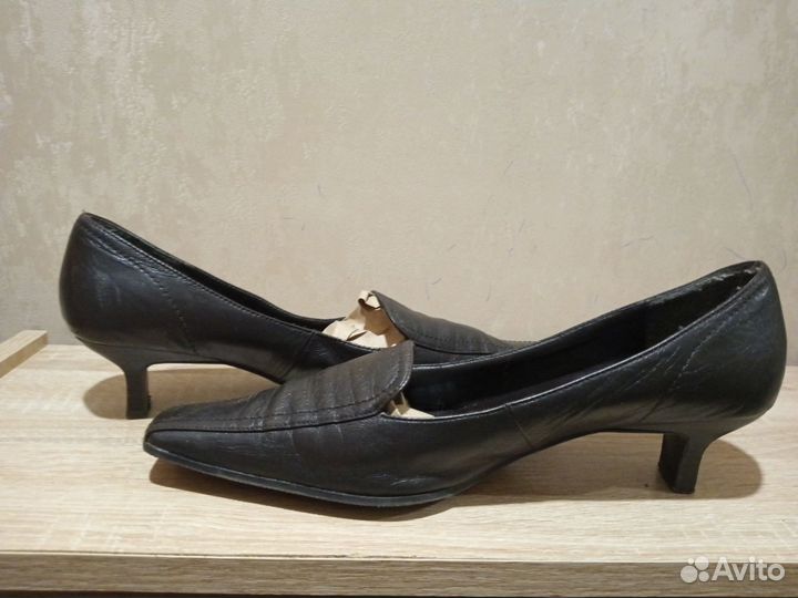 Туфли женские 39 размер кожаные