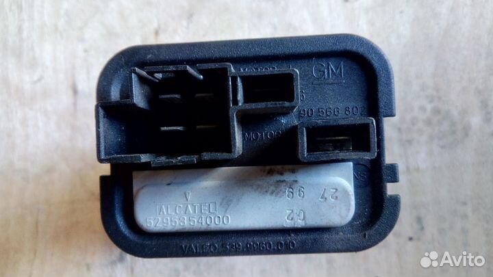 Резистор отопителя 90566802 Астра Н Зафира Б