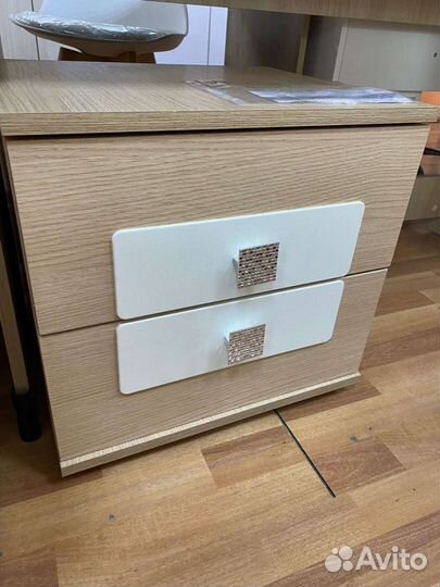 Тумба Амели