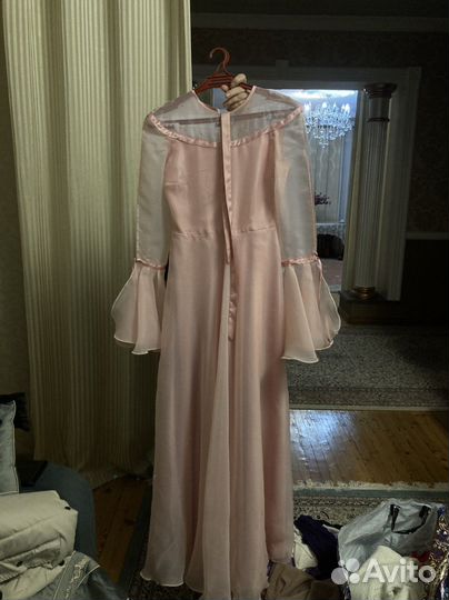 Продаю платье размер с