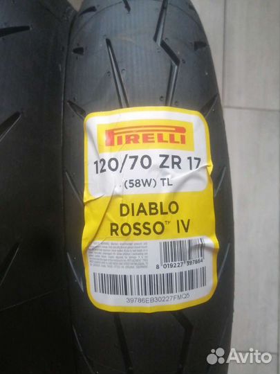 Pirelli Diablo Rosso 4 180/55R17 и 120/70R17