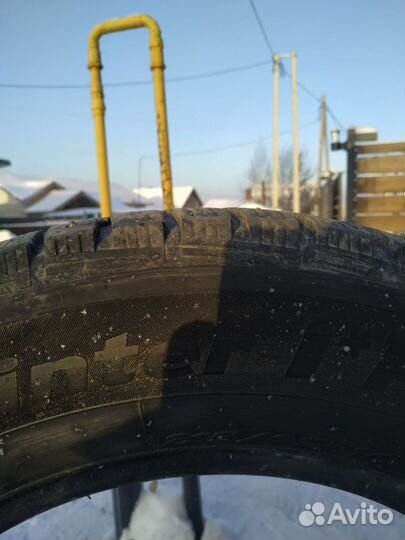 Hankook Winter I'Pike RS W419 215/65 R16