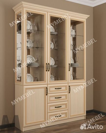 Большой шкаф для посуды