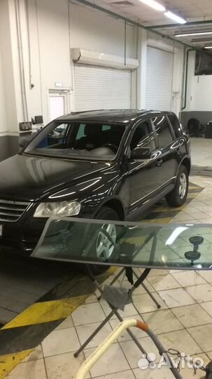 Лобовое стекло Volkswagen Touareg