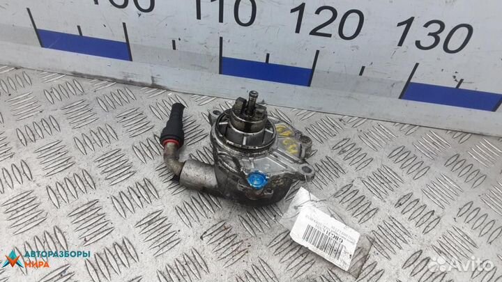 Насос вакуумный Mercedes-Benz Vito W638 2003