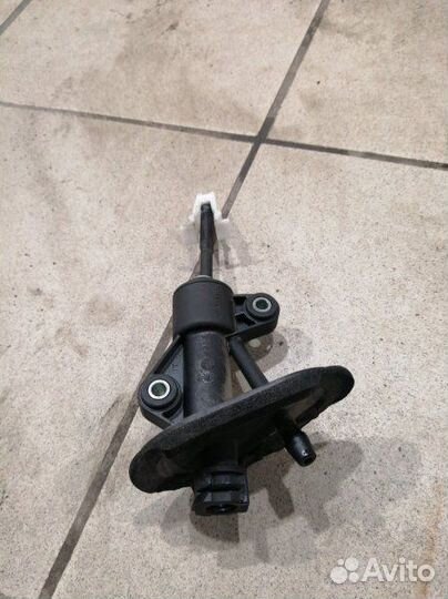 Главный цилиндр сцепления Chevrolet Cobalt 1.5
