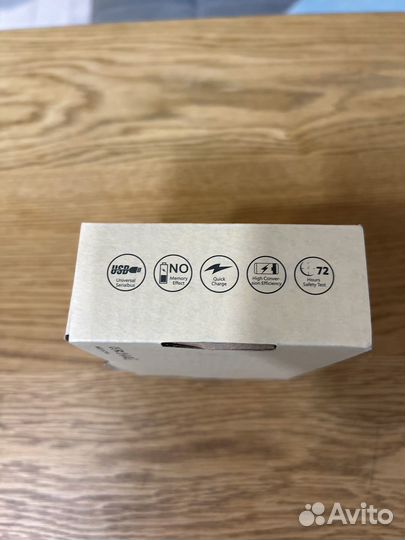 Внешний аккумулятор с солнечной батареей