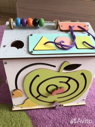 Бизиборд дом