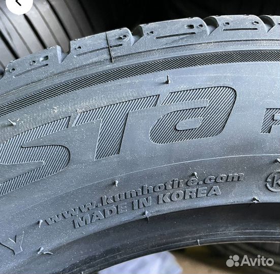 Kumho Ecsta PS71 225/55 R17 97Y