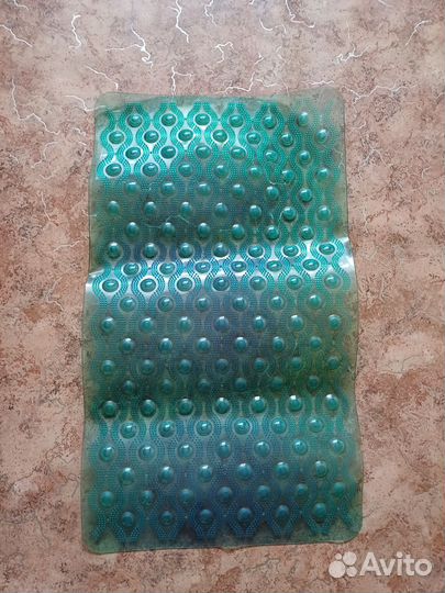 Коврик для ванной противоскользящий