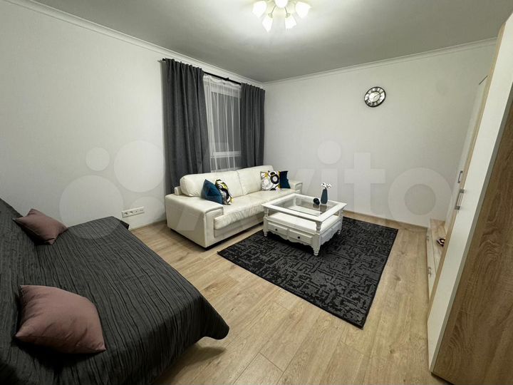 2-к. квартира, 60 м², 3/8 эт.