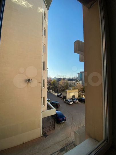 3-к. квартира, 161 м², 3/6 эт.