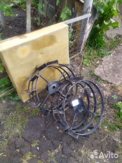 Окучник для мотоблока и грунтозацепы