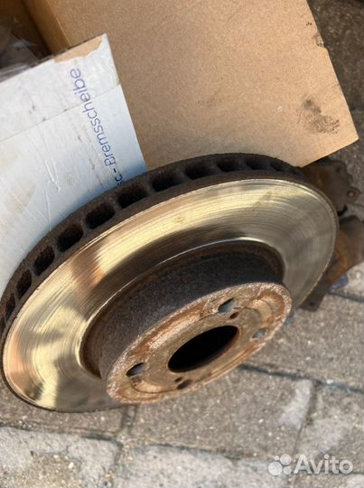 Тормозные диски toyota corolla E 120