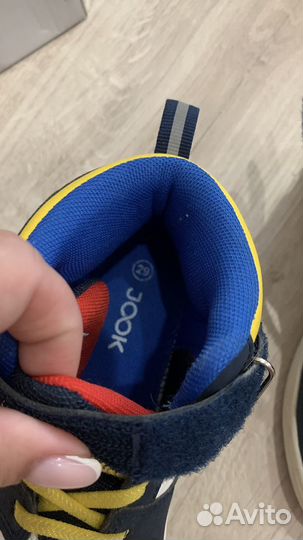 Кроссовки детские