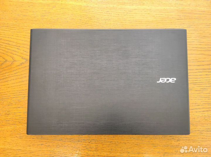Ноутбук Acer E5-573G-31V3