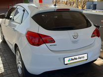 Opel Astra 1.6 AT, 2012, 135 000 км, с пробегом, цена 900 000 руб.