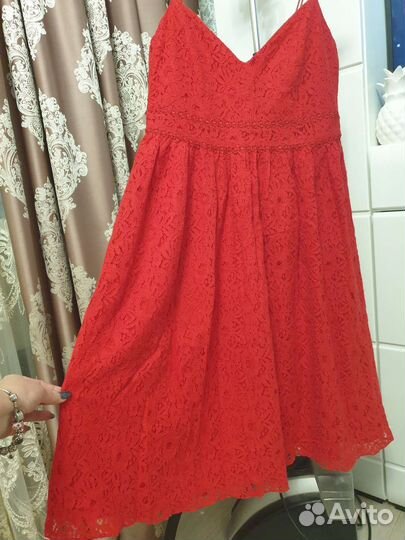 Платье кружевное 46-48