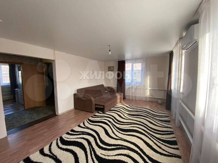 Дом 131 м² на участке 4 сот.